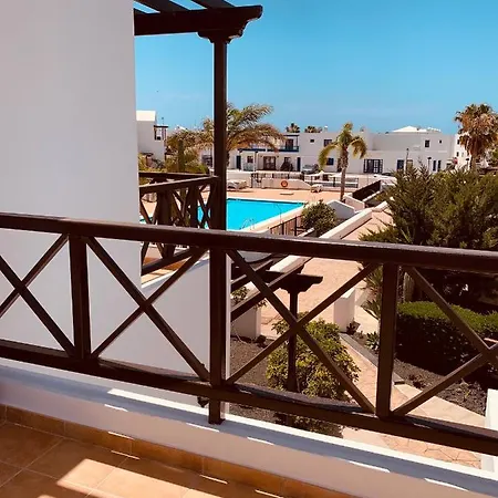 Lovely Casa Felicidad, Swimming Pool, Wifi X Private Garden Сasa de vacaciones