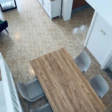 Feriehus Lovely Casa Felicidad, Swimming Pool, Wifi X Private Garden