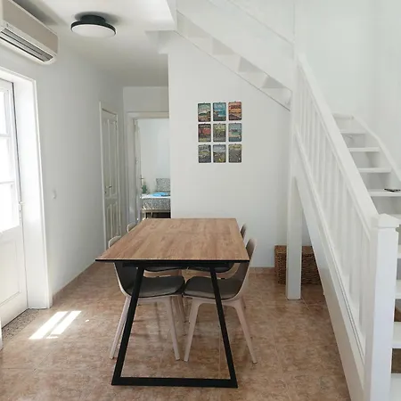 Сasa de vacaciones Lovely Casa Felicidad, Swimming Pool, Wifi X Private Garden