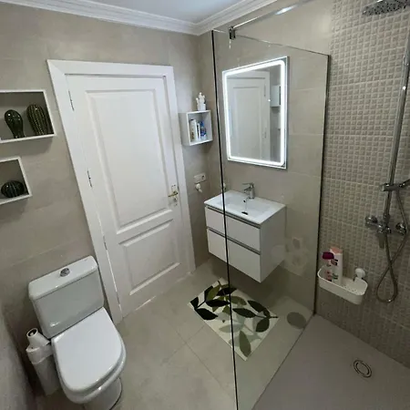 Feriehus Lovely Casa Felicidad, Swimming Pool, Wifi X Private Garden Playa Blanca (Lanzarote)