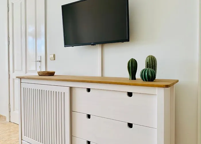 Lovely Casa Felicidad, Swimming Pool, Wifi X Private Garden بيت للعطل بلايا بلانكا