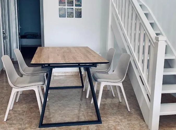 Lovely Casa Felicidad, Swimming Pool, Wifi X Private Garden بيت للعطل بلايا بلانكا