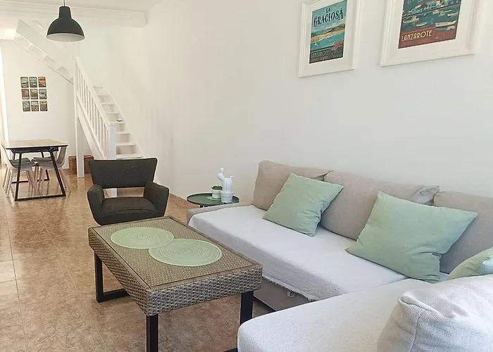 بيت للعطل Lovely Casa Felicidad, Swimming Pool, Wifi X Private Garden *