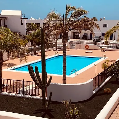 Lovely Casa Felicidad, Swimming Pool, Wifi X Private Garden