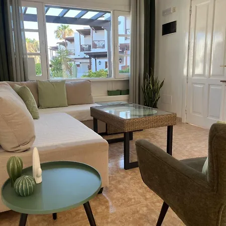 Lovely Casa Felicidad, Swimming Pool, Wifi X Private Garden 別荘 プラヤ・ブランカ